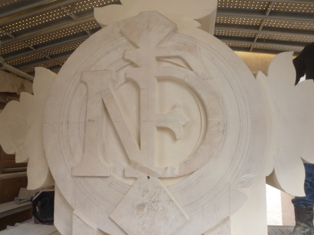 La nouvelle croix sommitale - DR