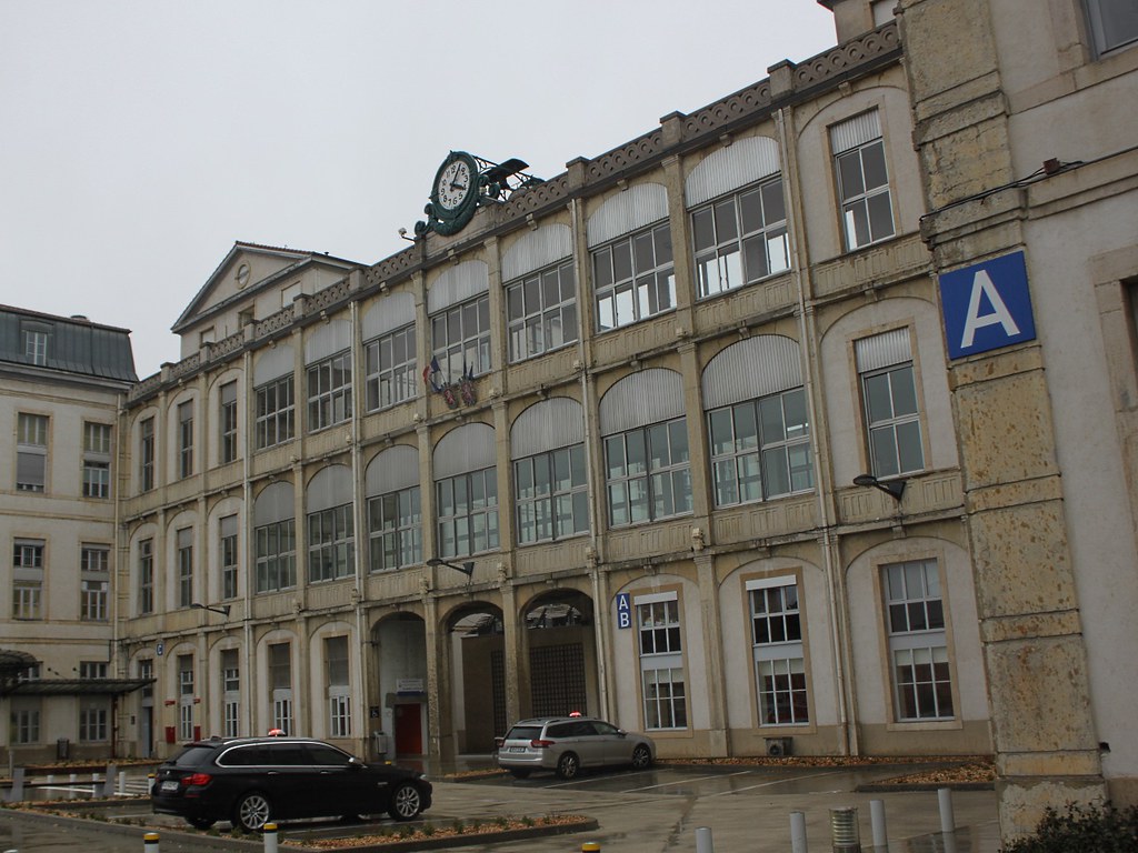 Hopital De La Croix Rousse Batiment R