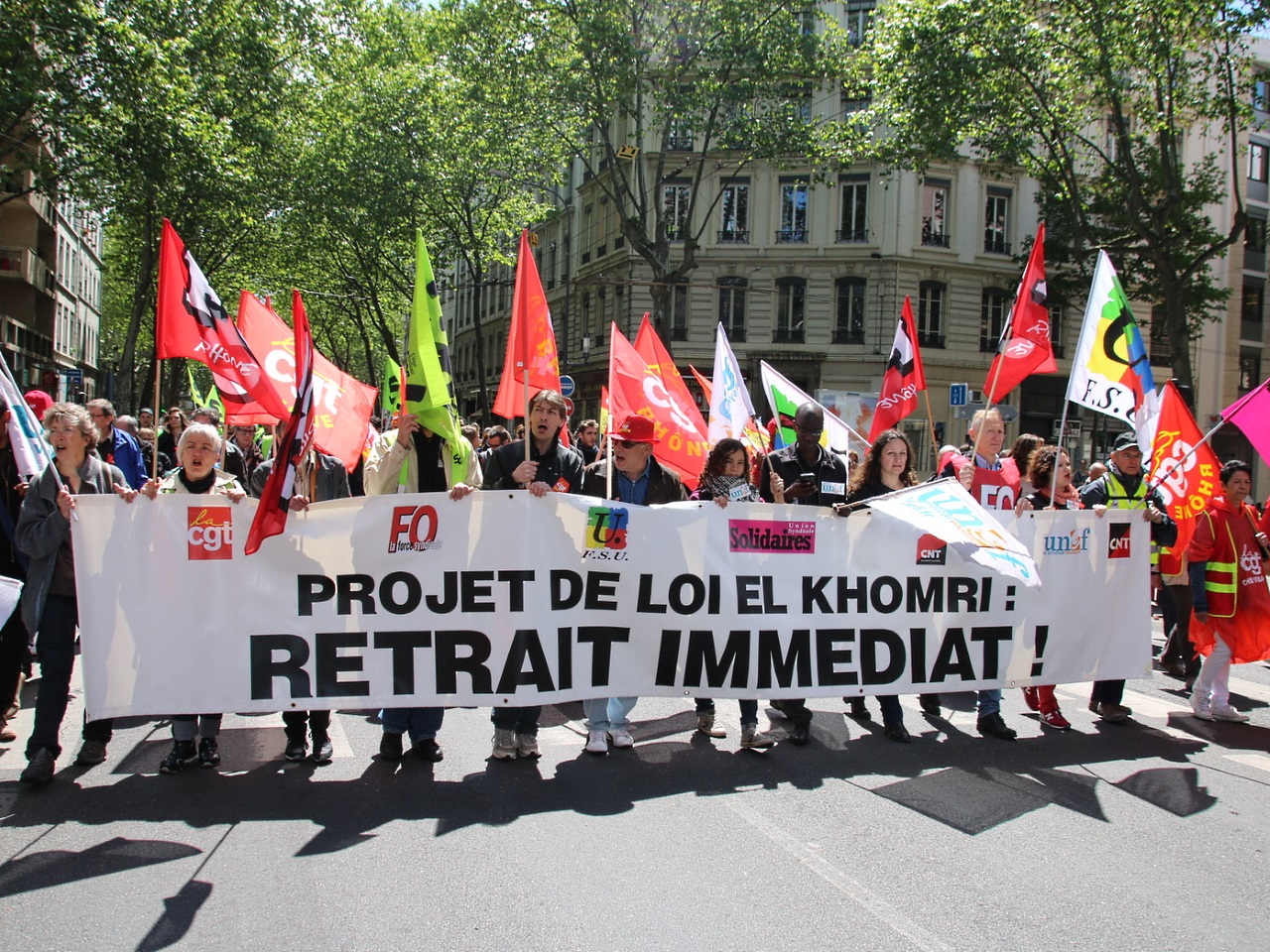 Le départ du cortège, avant que la pluie ne s'en mêle - LyonMag