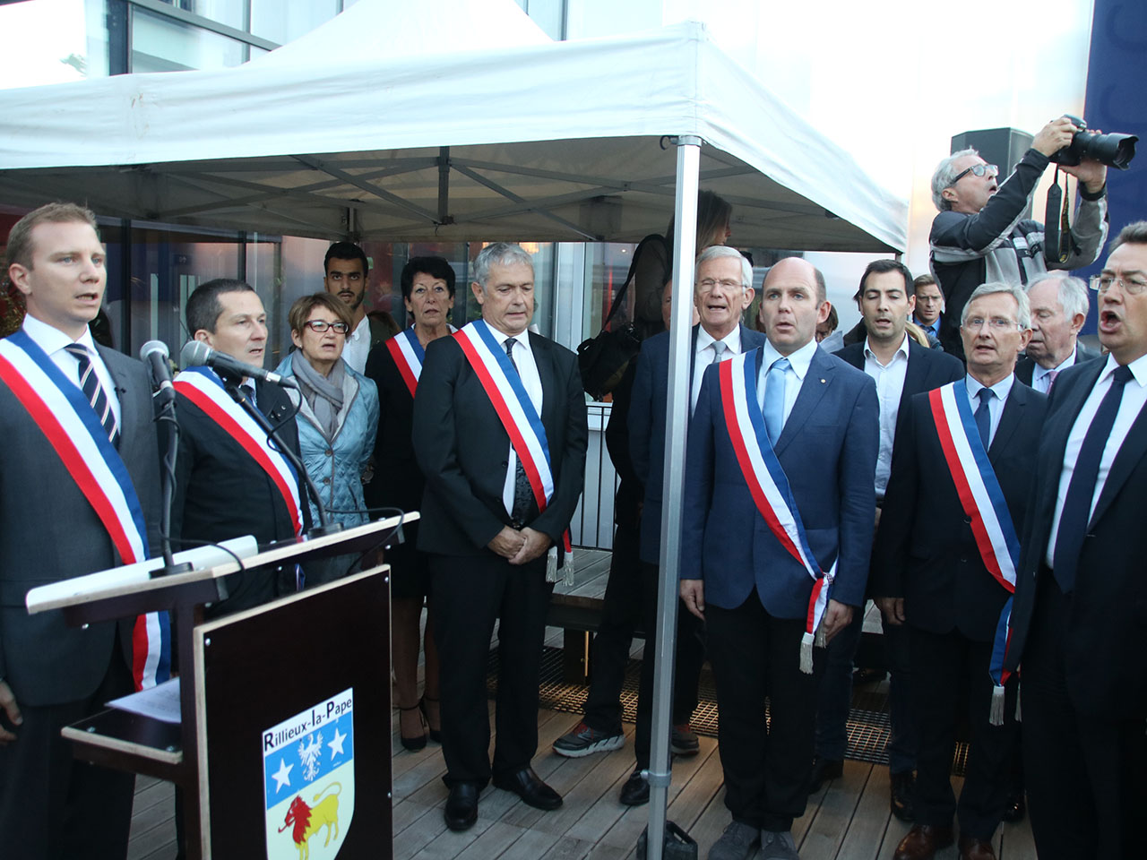 Les officiels lors de la Marseillaise - LyonMag