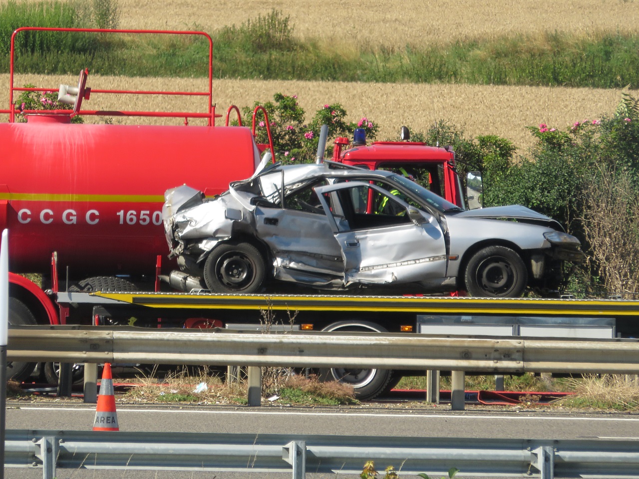 Le véhicule léger remorqué, son conducteur a été légèrement blessé - DR Bruno Brossier