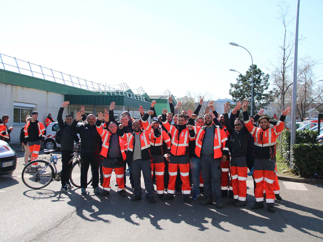 Les éboueurs grévistes de Villeurbanne - Lyonmag.com