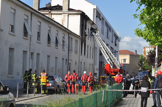 Les pompiers sont toujours sur place - LyonMag.com