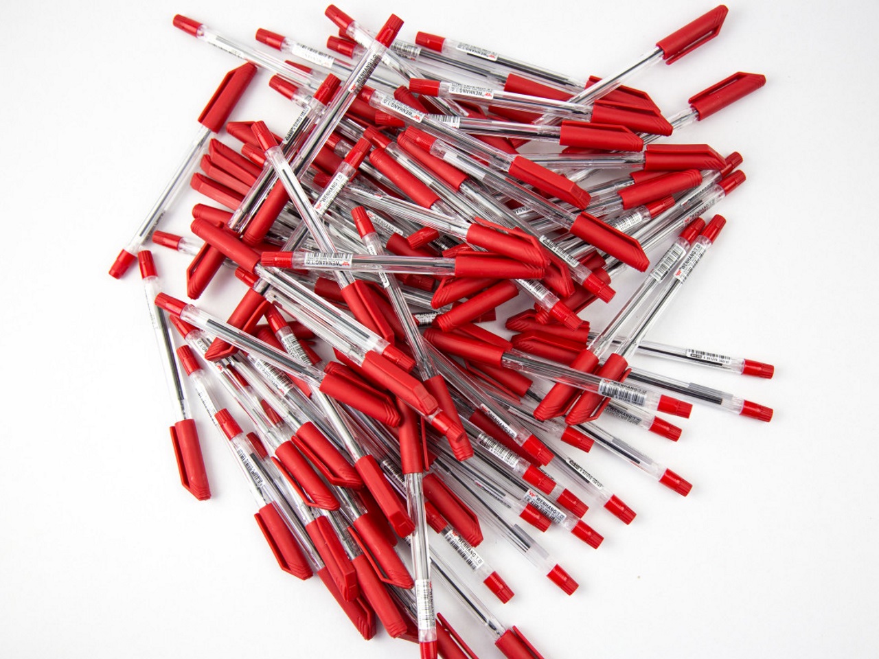 RÃ©sultat de recherche d'images pour "centaines stylos"