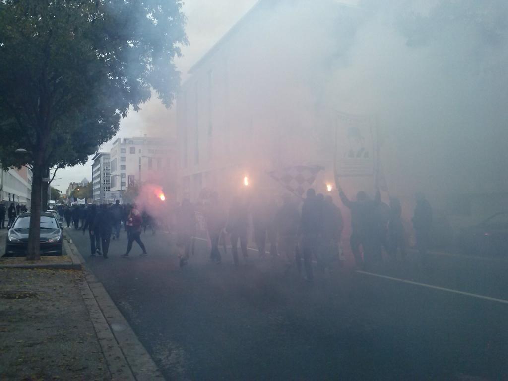 Les supporters manifestent avenue Jean-Jaurès - LyonMag