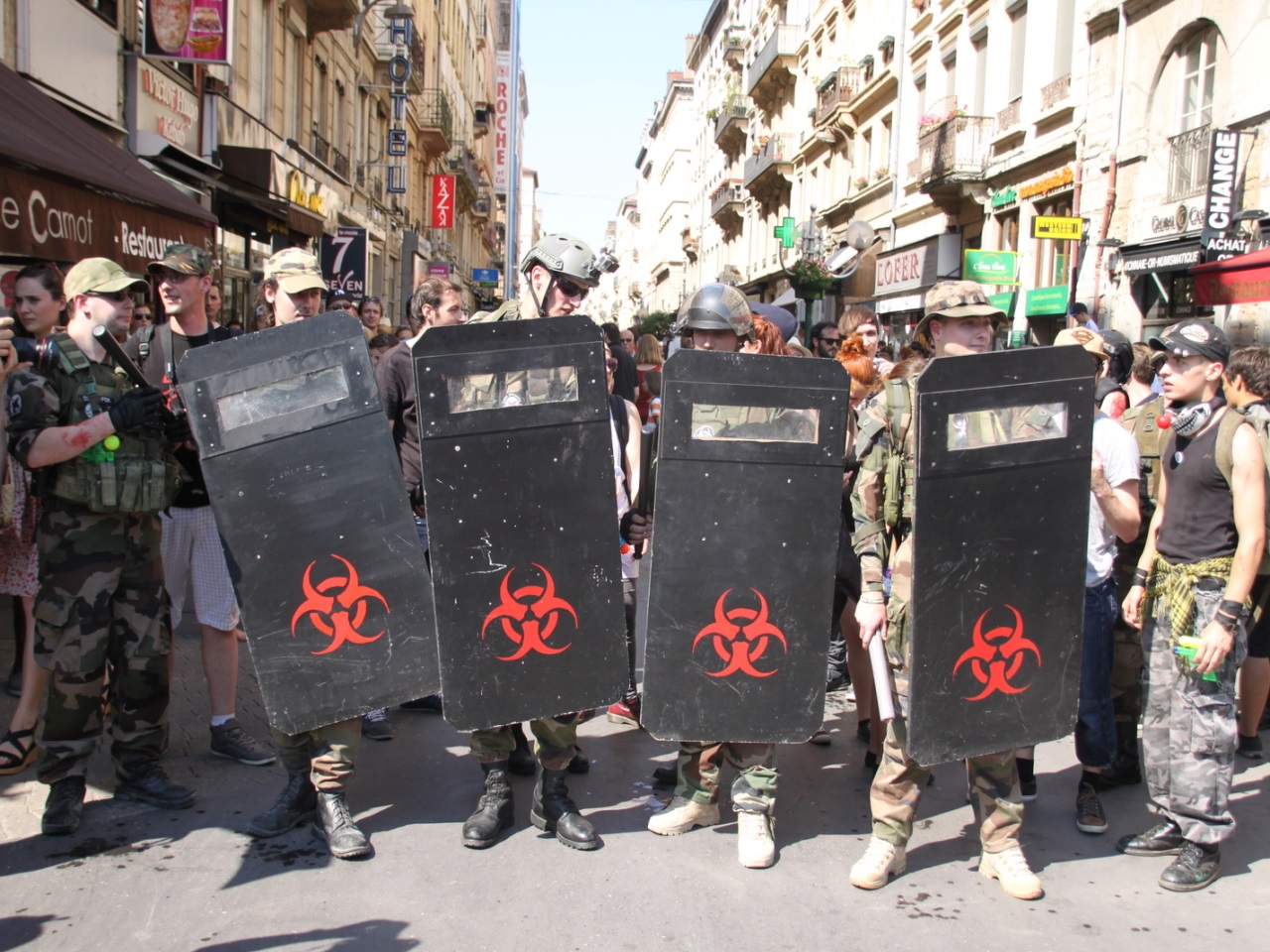 Les zombies de retour dans les rues de Lyon - LyonMag